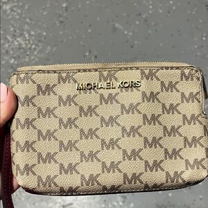 Michael Kors wristlet